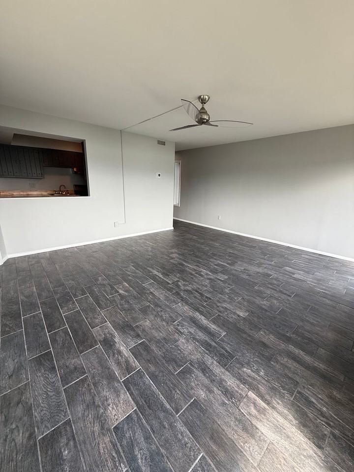 350 N Water St #3-3 - Photo 3 of 16