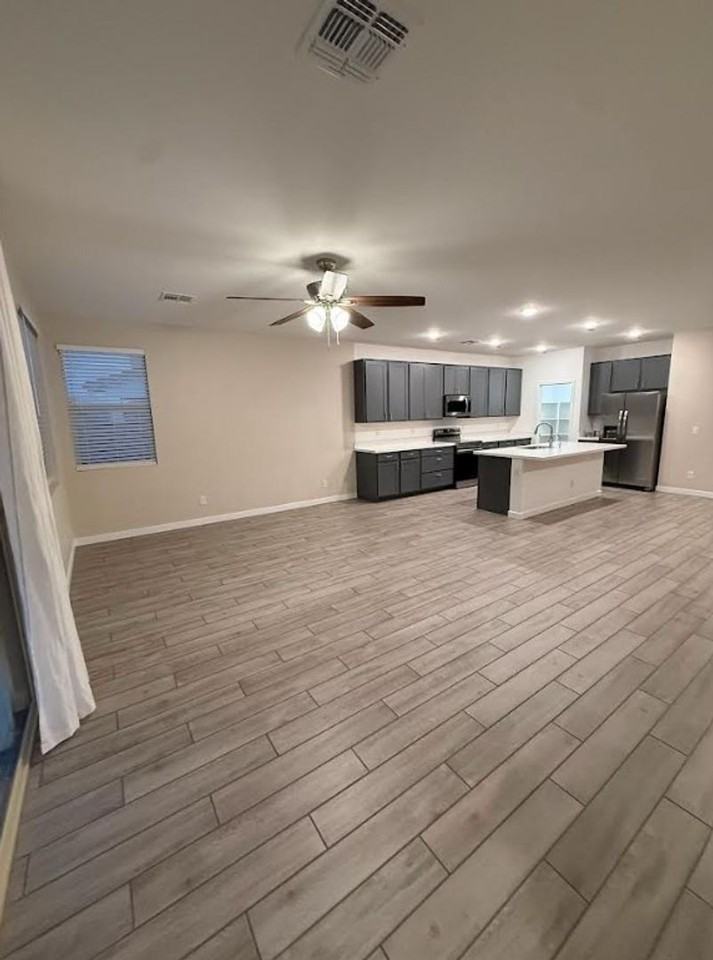 31603 N Shady Pasture Ln - Photo 5 of 17