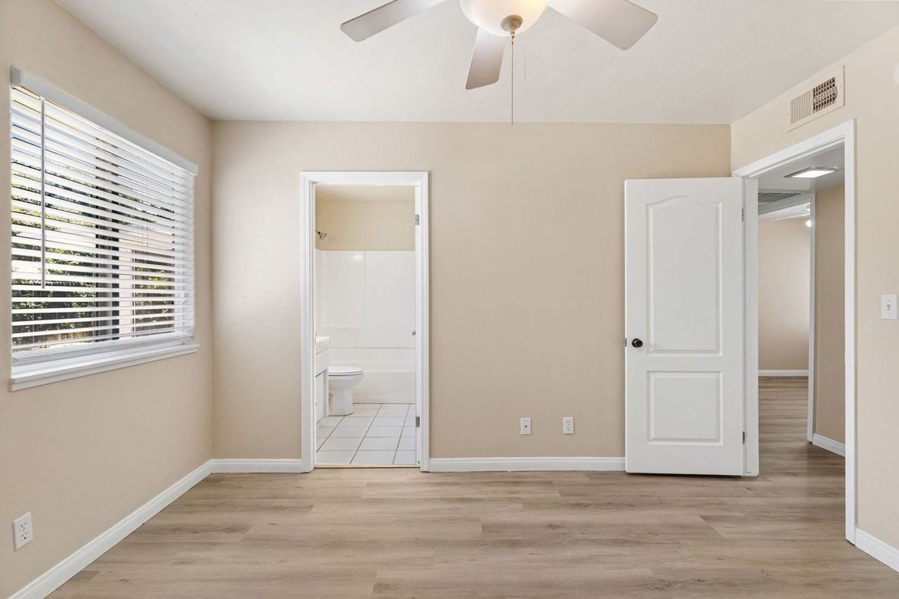 6805 Lafayette Way - Photo 5 of 32