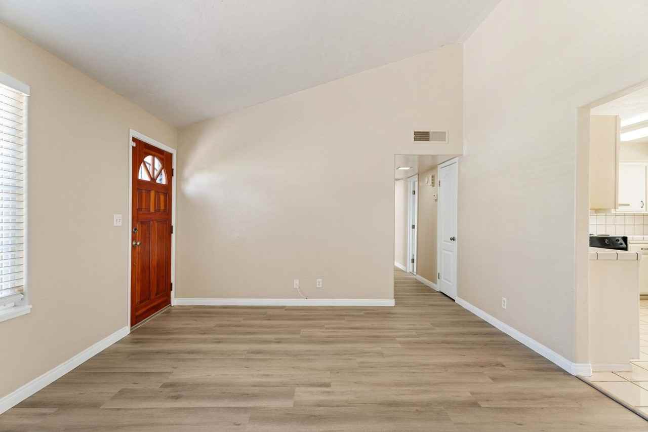 6805 Lafayette Way - Photo 6 of 32