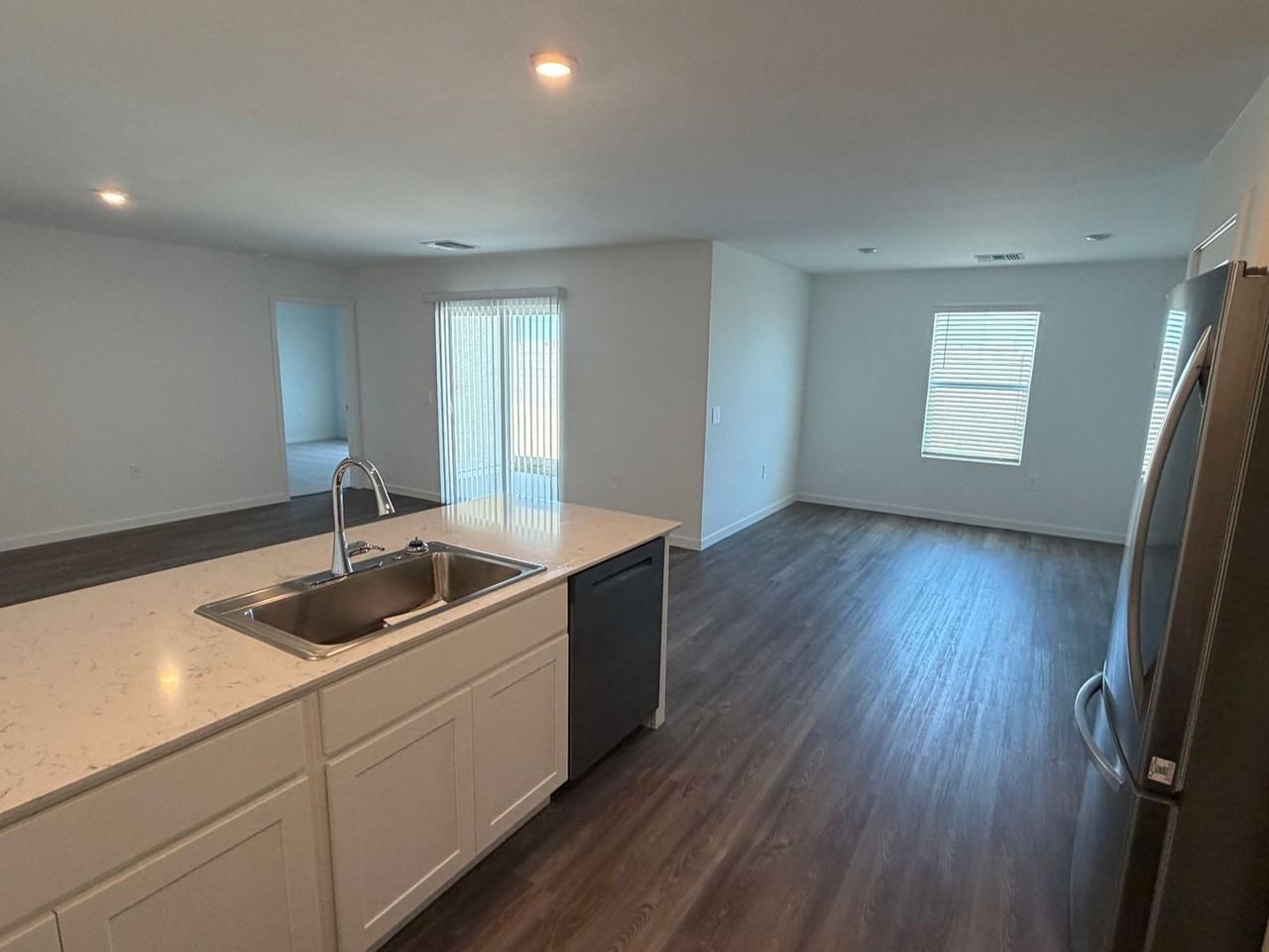 202 W Pleasant Park Dr - Photo 6 of 22