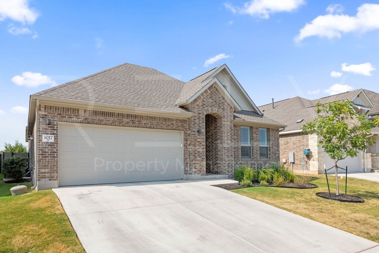 1017 Spring Gulch Ln - Photo 2 of 40