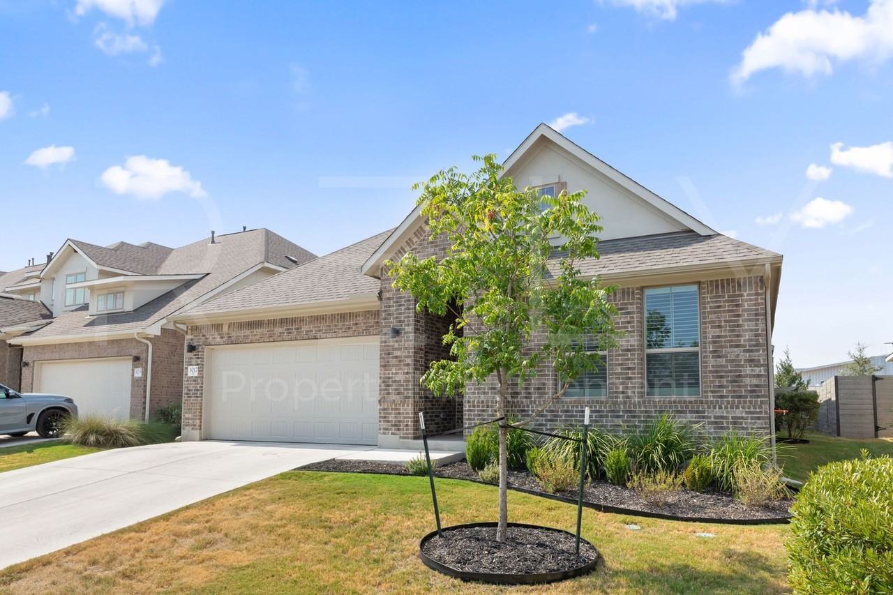 1017 Spring Gulch Ln - Photo 3 of 40