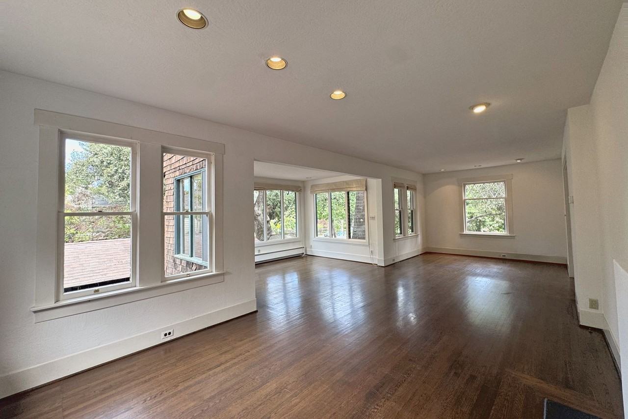 2230 Amherst St - Photo 6 of 18