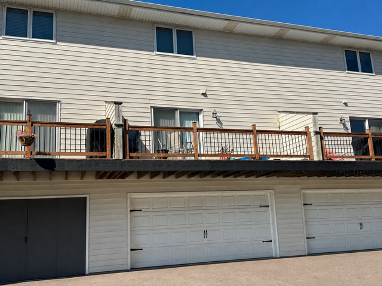 617 Hamel Rd - Photo 2 of 10