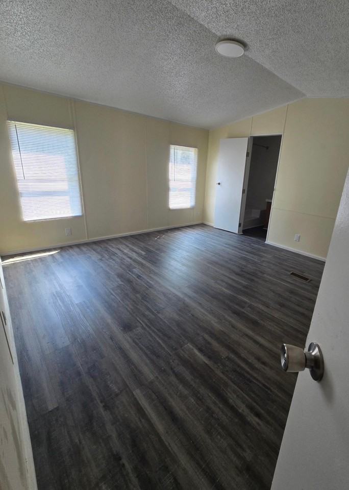 7622 Shamrock Dr - Photo 6 of 7