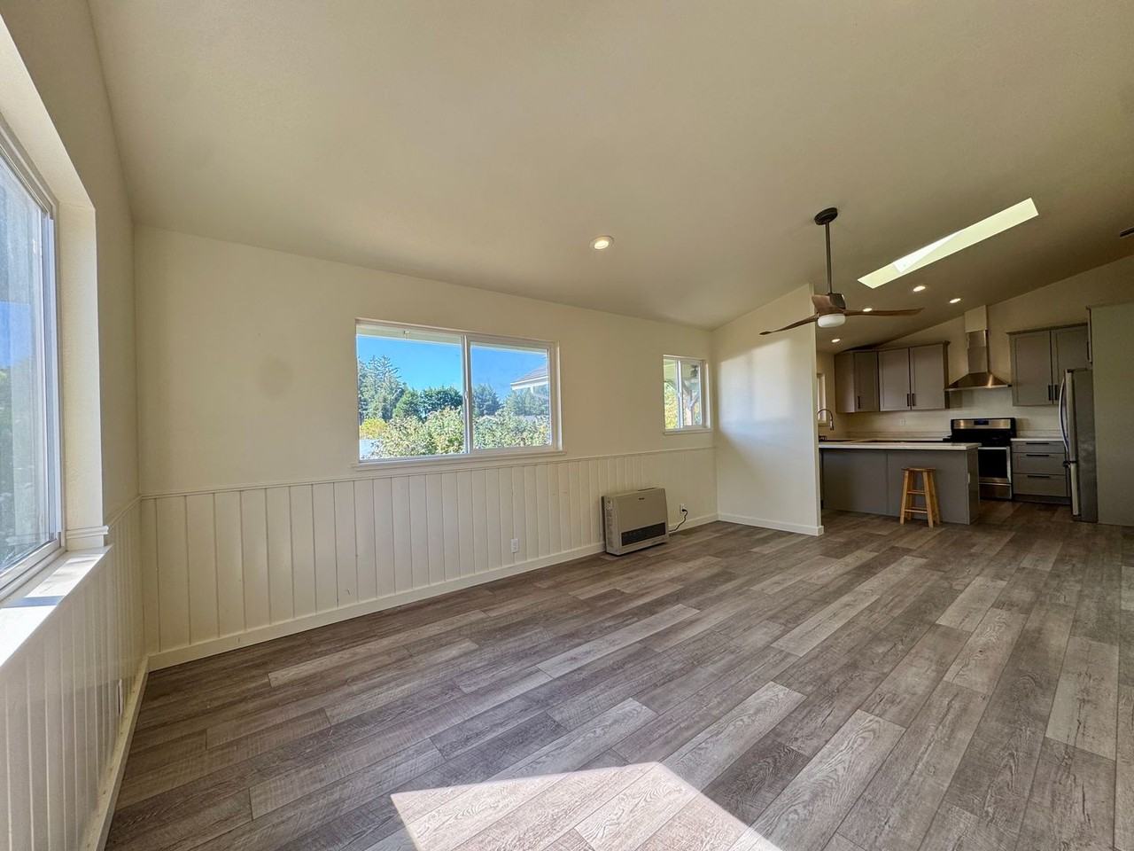 2086 Groth Ct - Photo 5 of 11