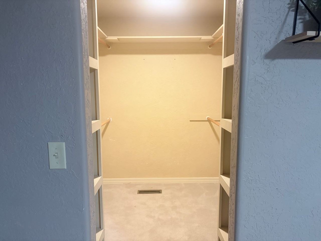 2 Willow Pl - Photo 4 of 22