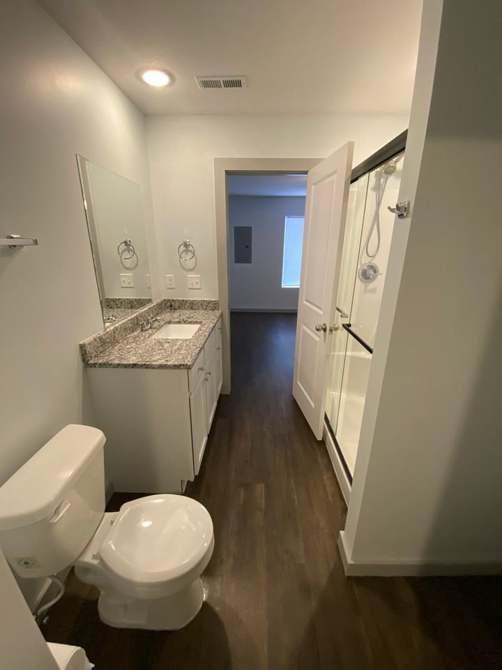 1805 E 69th Ct N - Photo 5 of 13