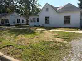 featured image of 507 N 1st St