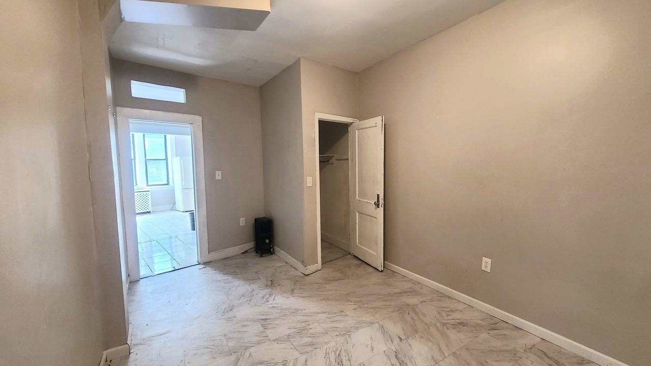 31 Park Ave - Photo 3 of 6