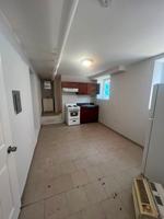 featured image of 4 Eaton Pl #13