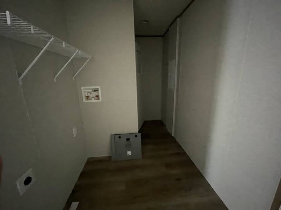 100 Central Ave - Photo 7 of 11