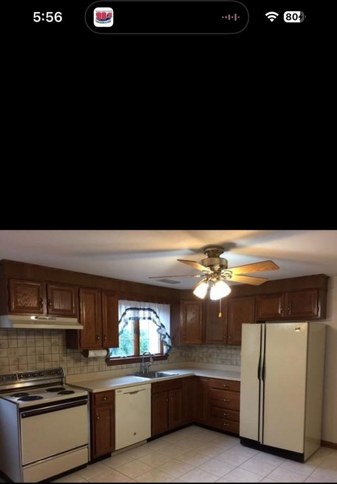 15 Christopher Dr - Photo 5 of 10