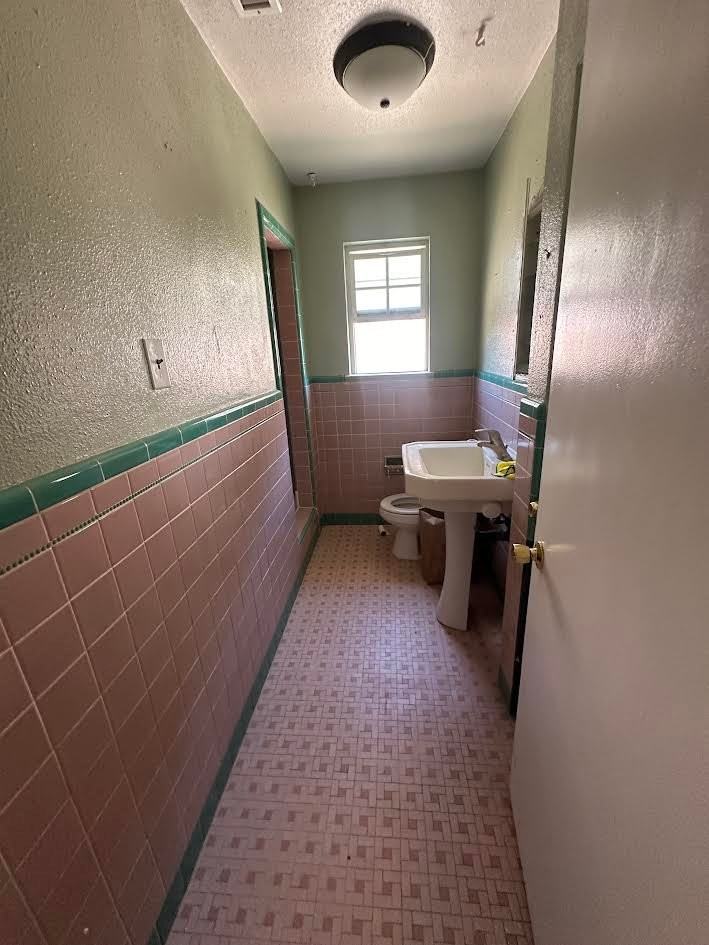 17376 San Bernardino Ave - Photo 6 of 9
