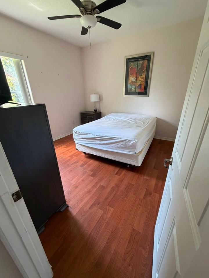 23 Ballenger Ln - Photo 3 of 17