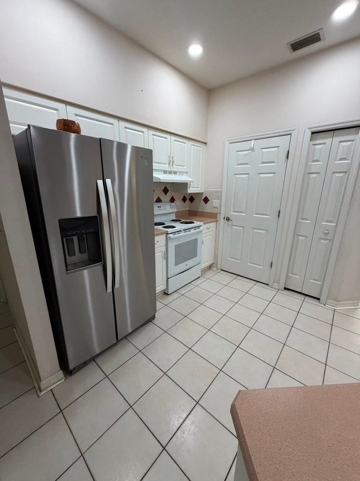 23 Ballenger Ln - Photo 6 of 17