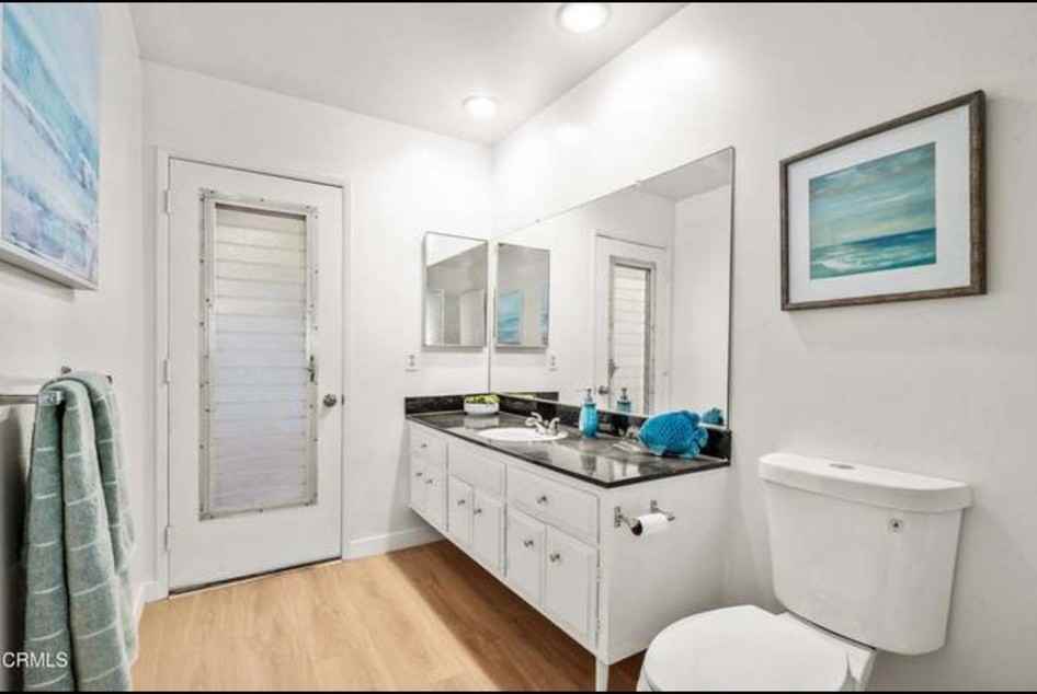 5778 Valerie Ave - Photo 5 of 19