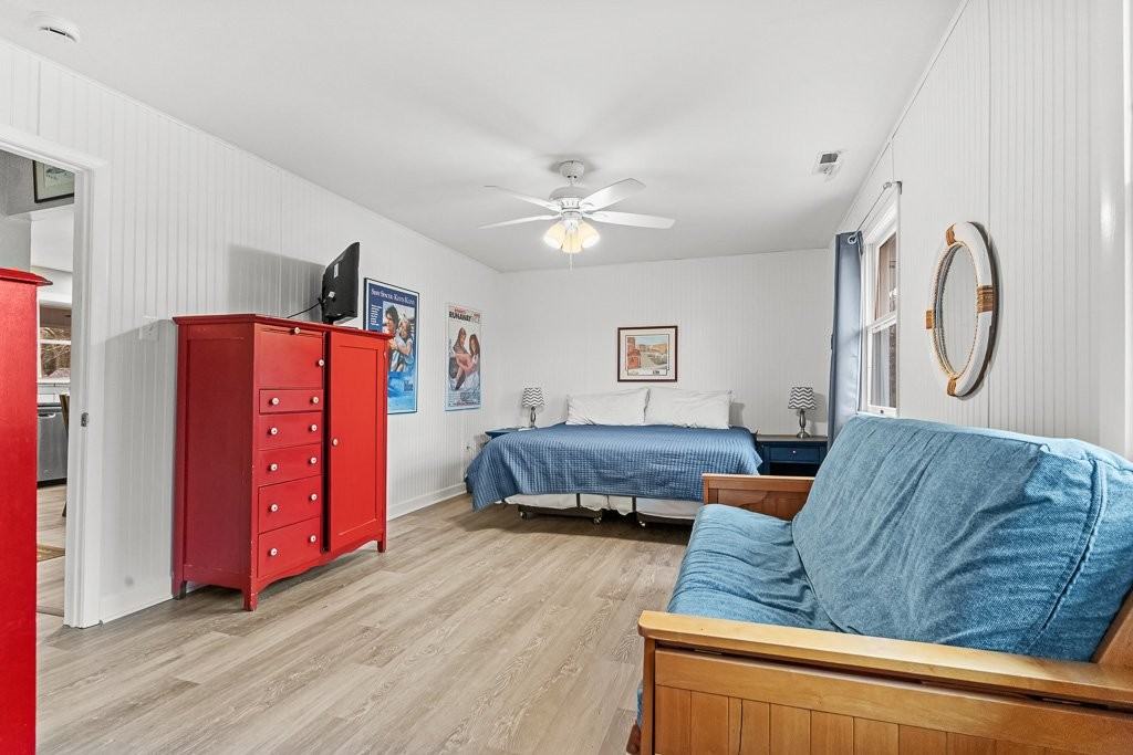 100 Burley St - Photo 5 of 20