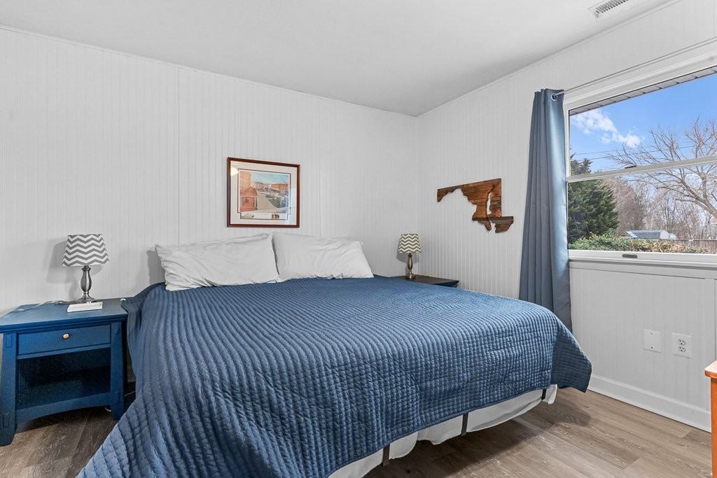 100 Burley St - Photo 6 of 20