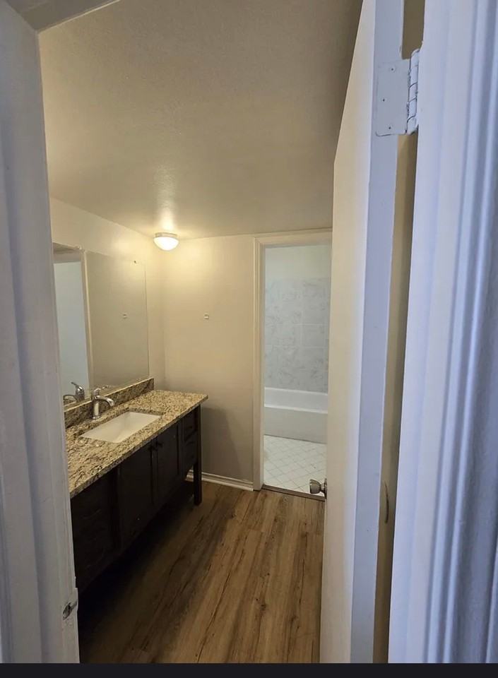 6709 S Richmond Ave #647 - Photo 6 of 10