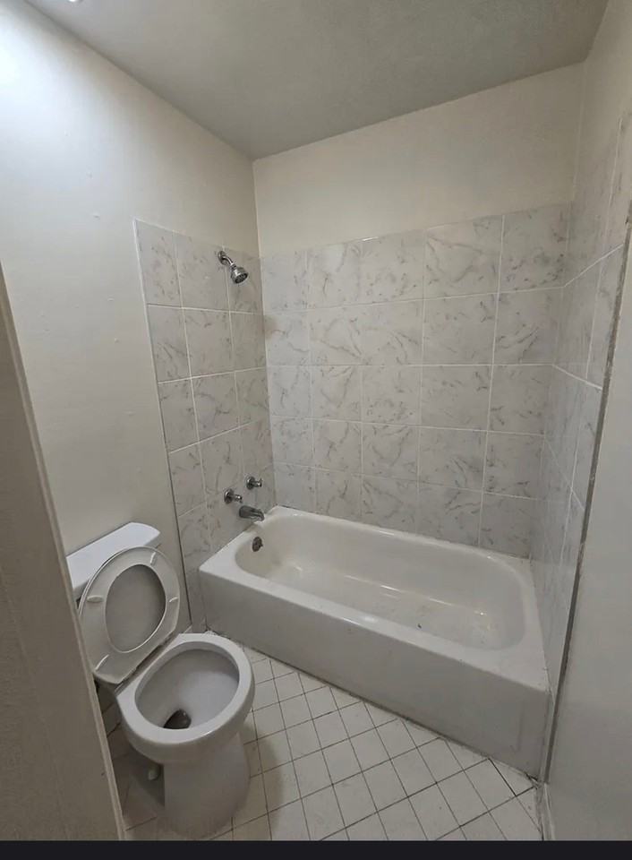 6709 S Richmond Ave #647 - Photo 7 of 10
