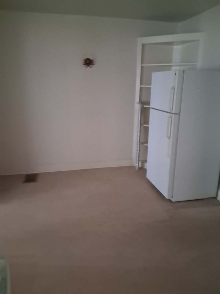 721 Se Kane St #1 - Photo 6 of 6
