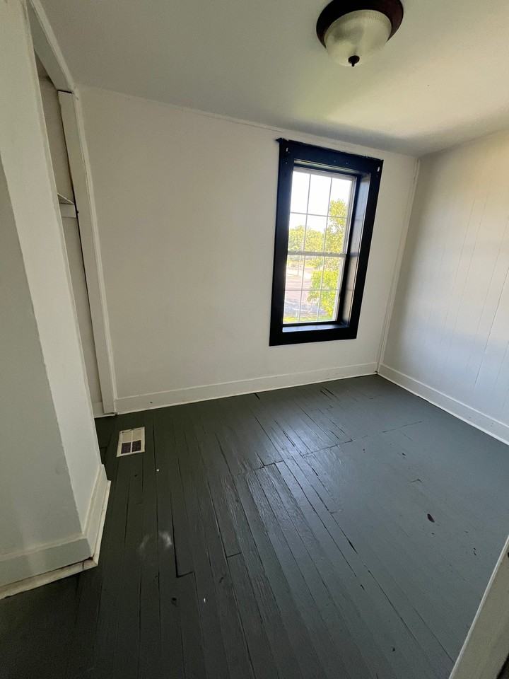 104 Mill St #1A - Photo 7 of 7