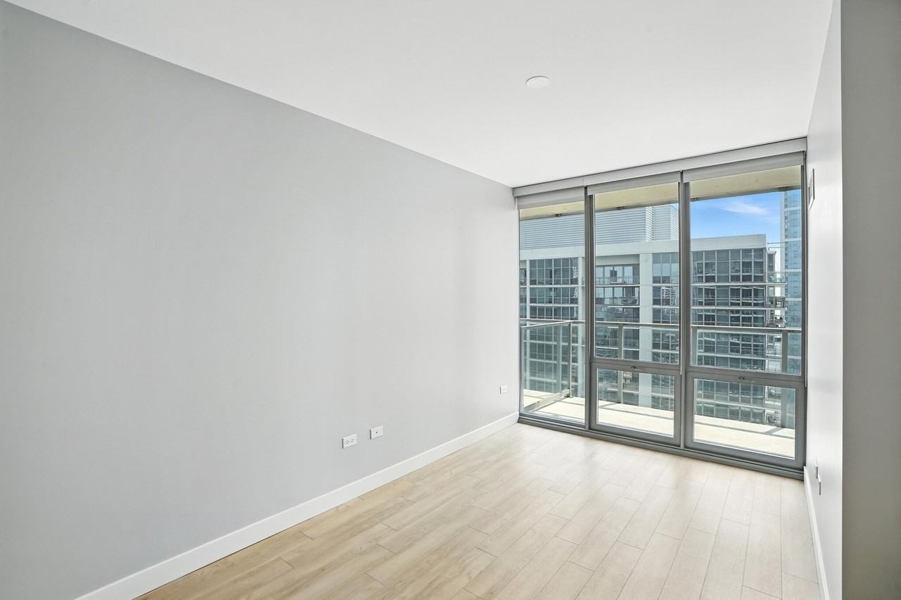 351 E Wacker Dr - Photo 3 of 7