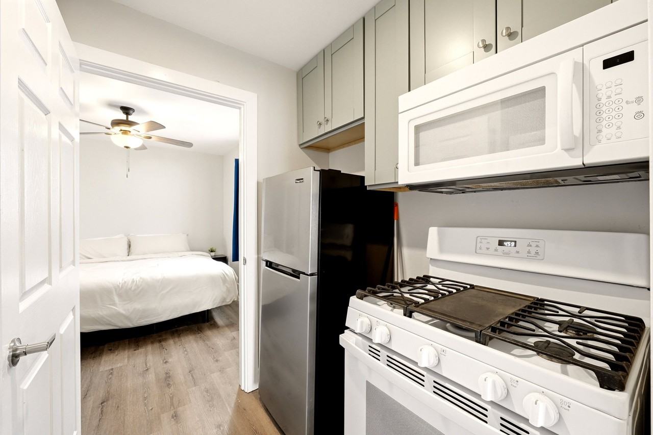 477 Taft Ave - Photo 7 of 20