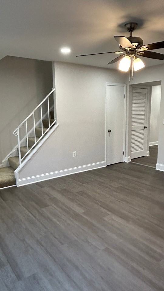 7622 Shelley Ln - Photo 3 of 18