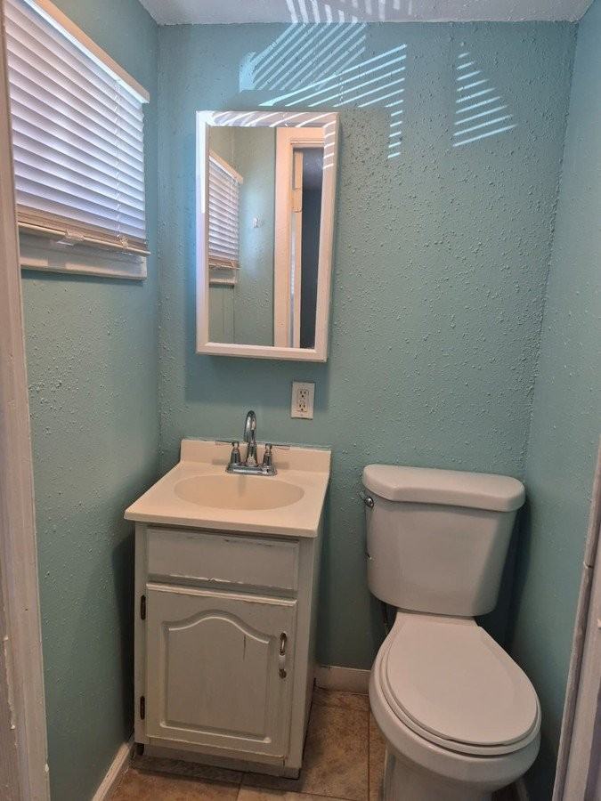 3134 Levick St - Photo 5 of 7