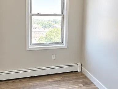 217 Ocean Gate Ave #5 - Photo 5 of 6