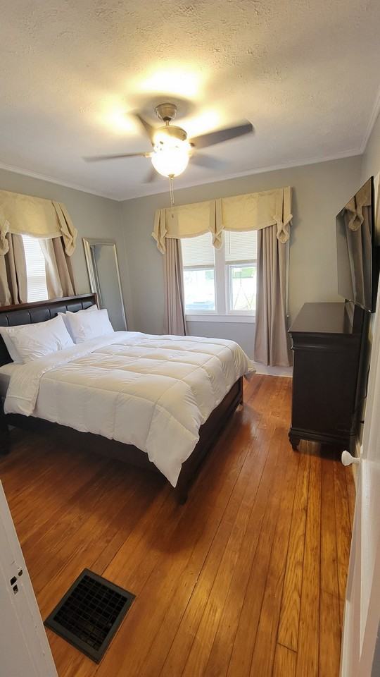 137 Garrett Avenue - Photo 6 of 15