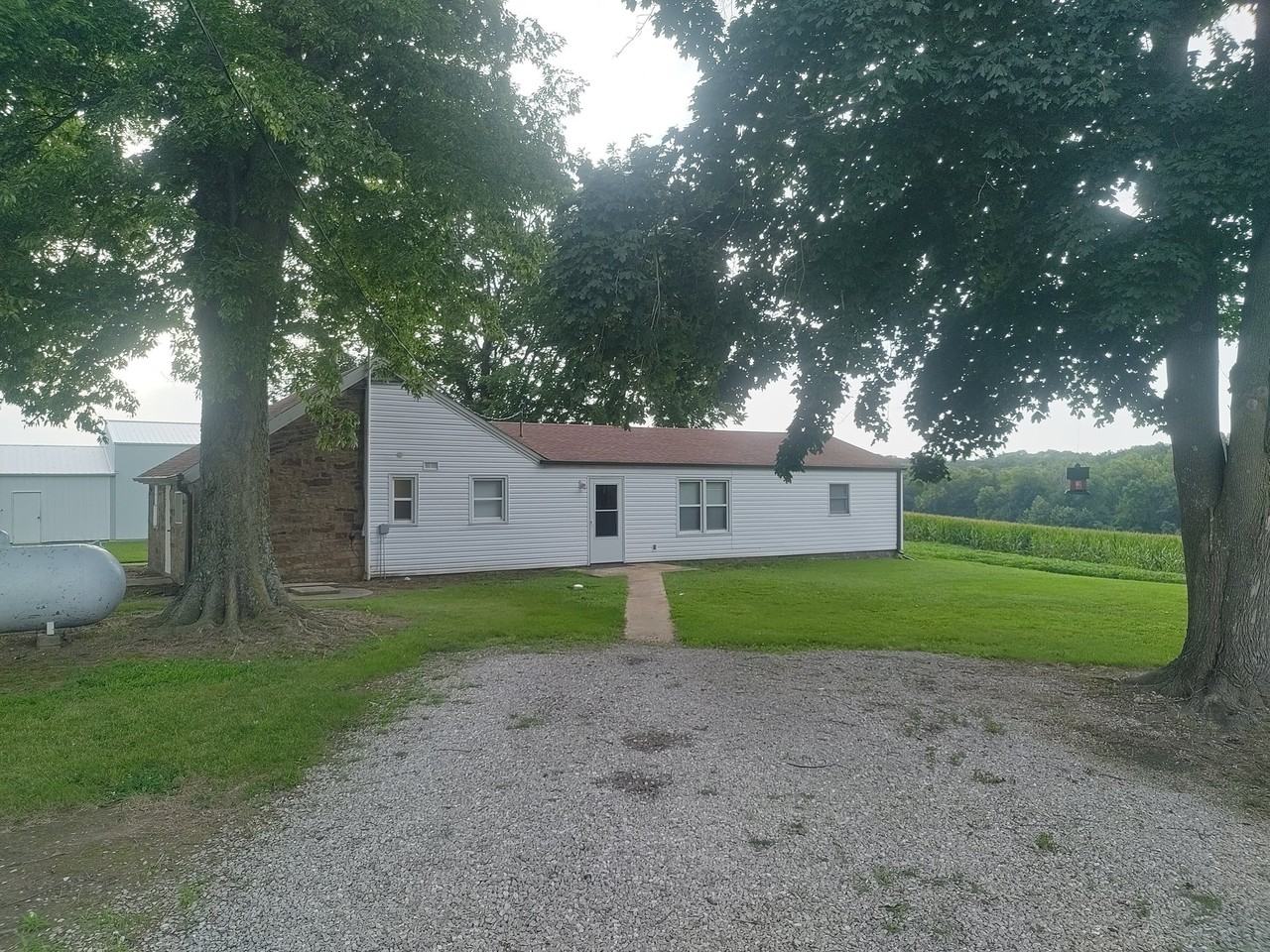 3800 R Rd - Photo 3 of 19