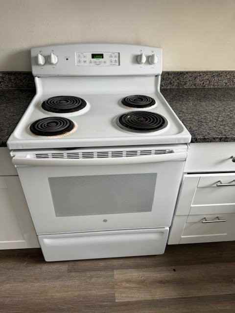 242 E Center Street - Photo 4 of 18