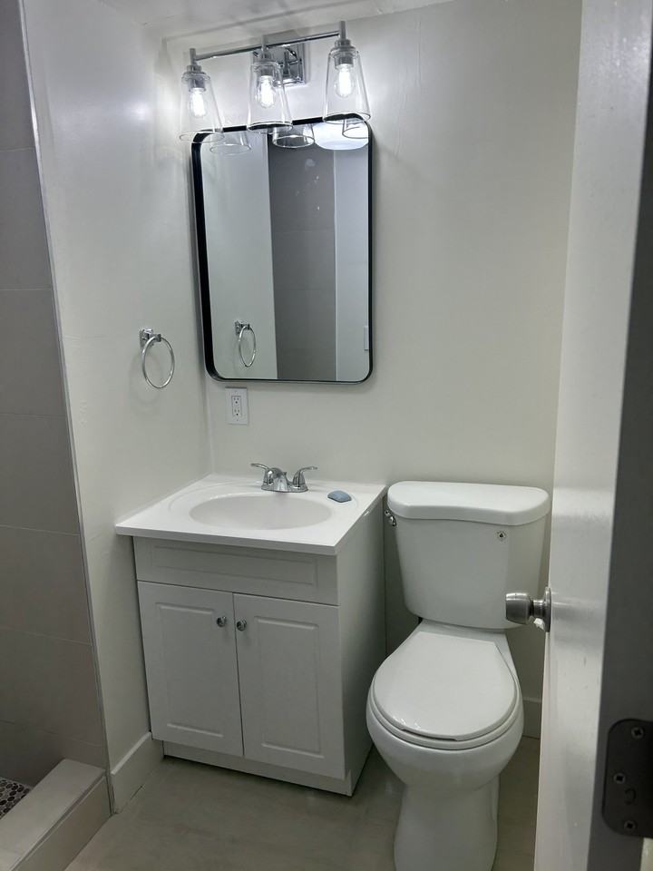 258 E. Center St - Photo 6 of 18
