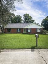 200 Timberwood Dr - Photo 1 of 1