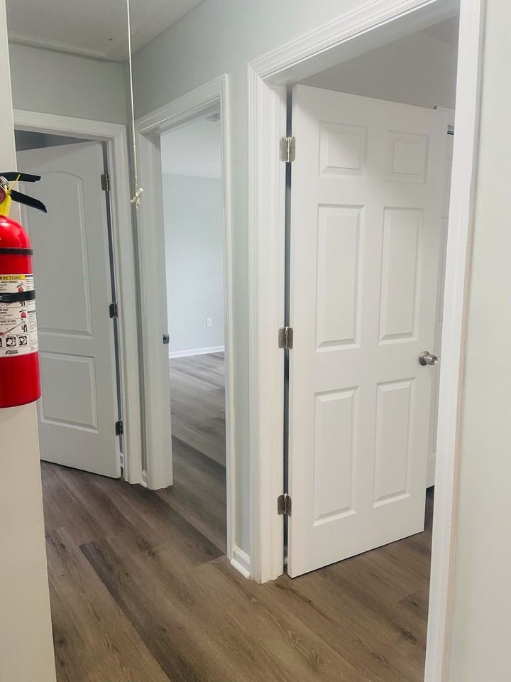 49 Graham Ave #1 - Photo 3 of 7