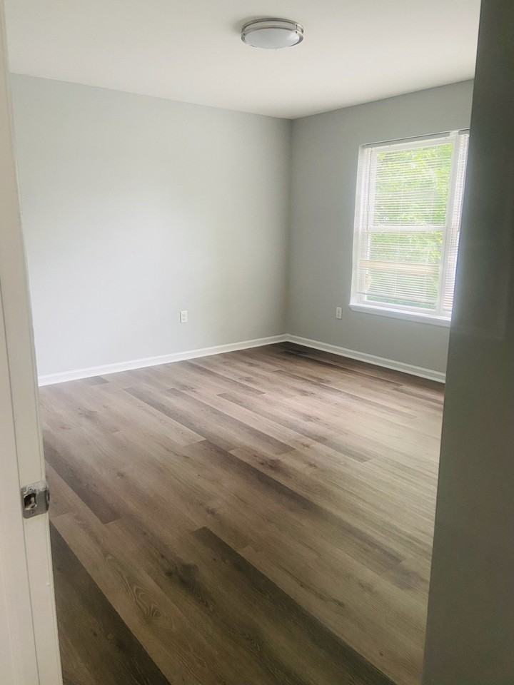 49 Graham Ave #1 - Photo 5 of 7