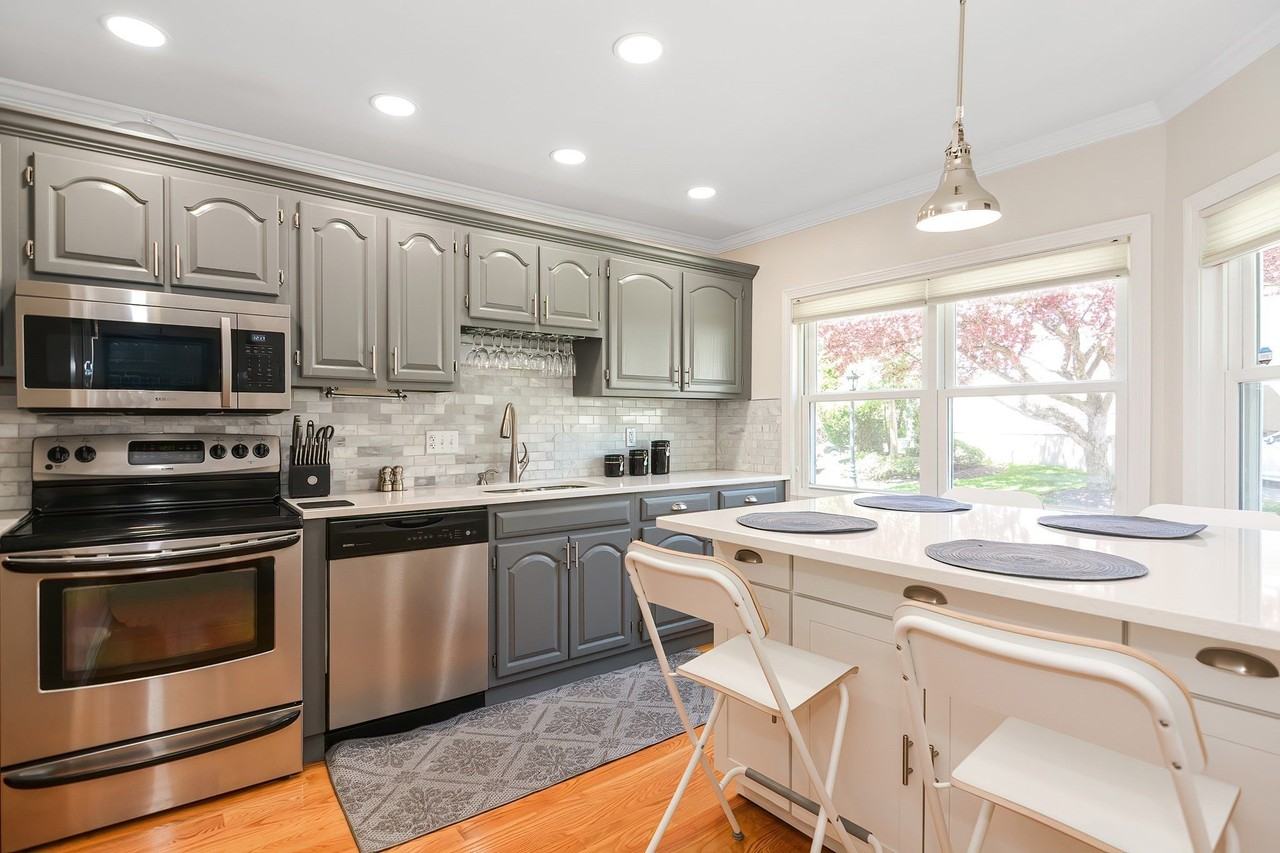 109 Salem St #205 - Photo 2 of 20
