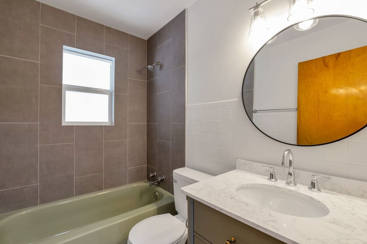 2184 Nw - Photo 5 of 20