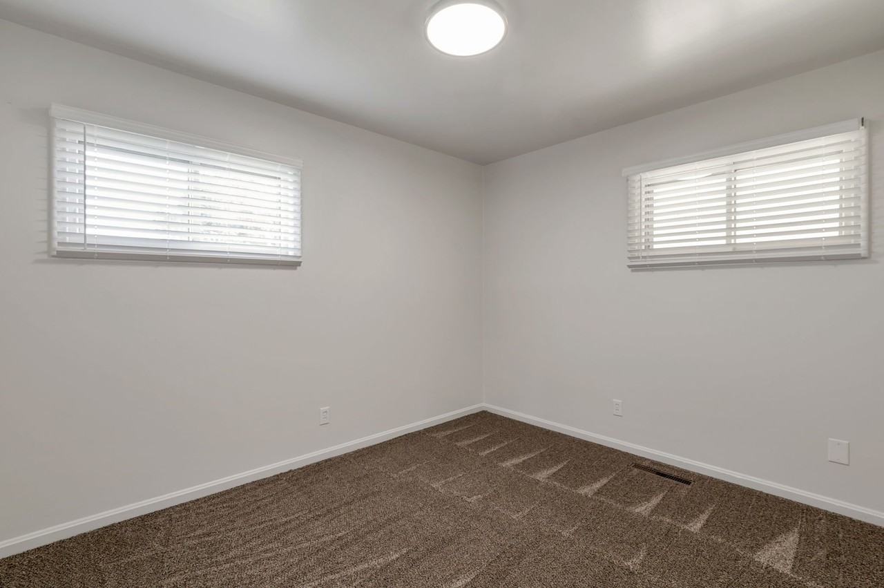 2184 Nw - Photo 6 of 20