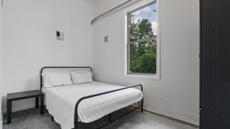 210 Mathewson Pl Sw - Photo 1 of 1