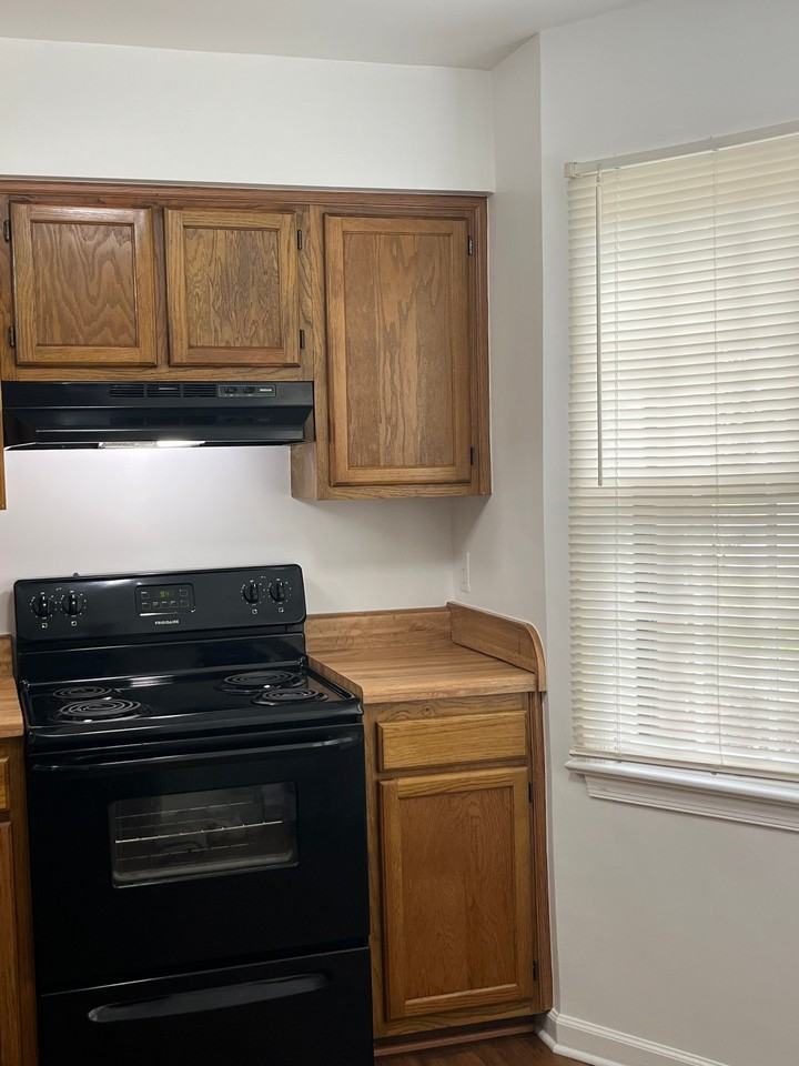 5134 Castle Way - Photo 2 of 13