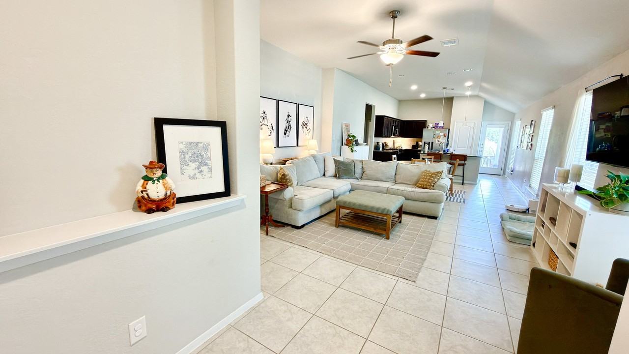11408 Milano Dr - Photo 3 of 16