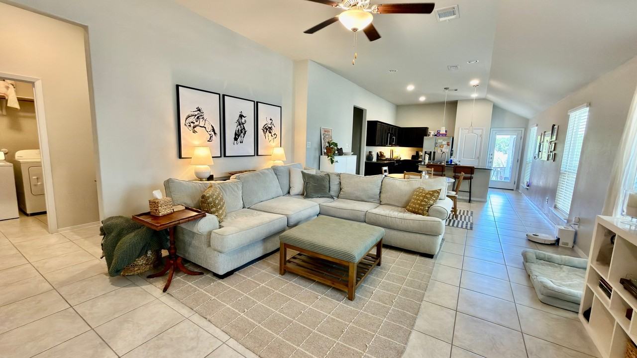 11408 Milano Dr - Photo 4 of 16