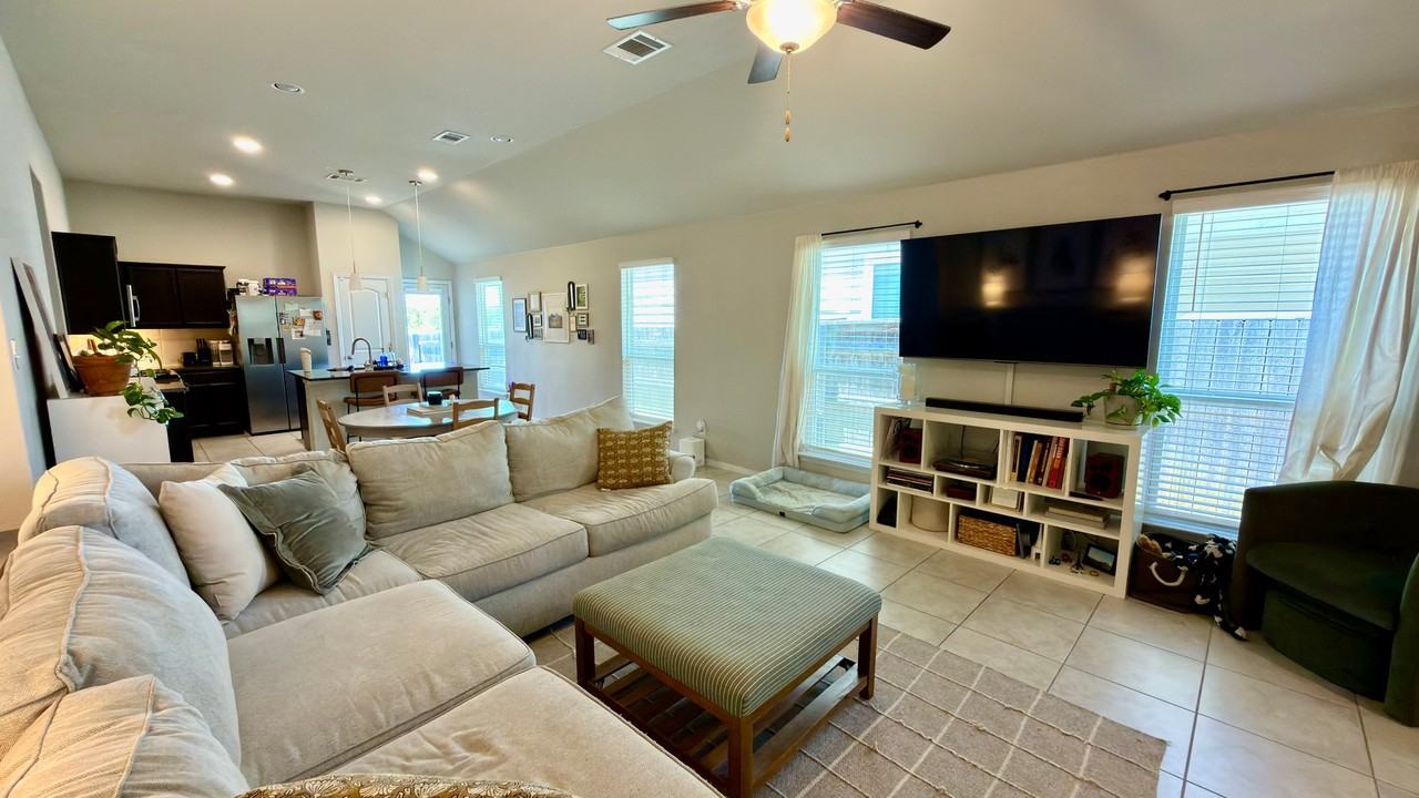 11408 Milano Dr - Photo 5 of 16