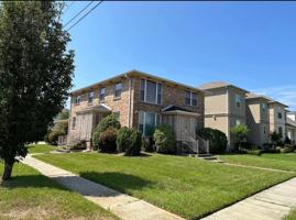 featured image of 125 Walker St