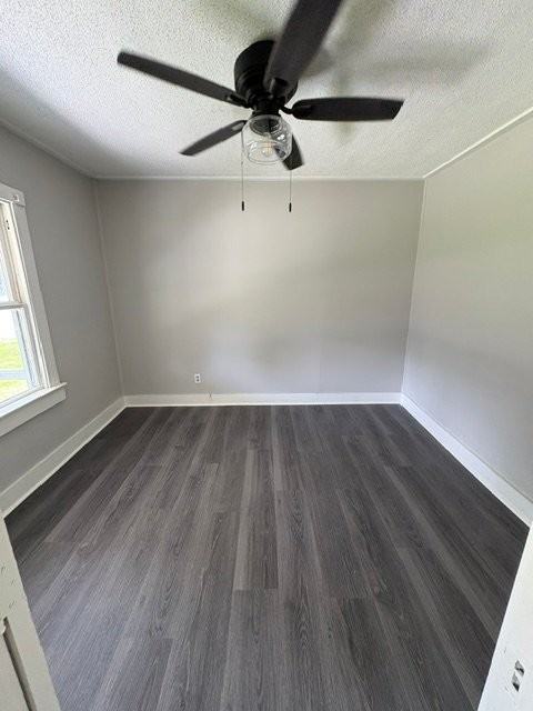 938 W Hanna Ave - Photo 4 of 9